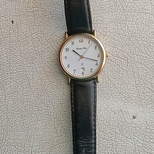 Mercedes-Benz Classic Dress Watch like new, quartz, leather strap