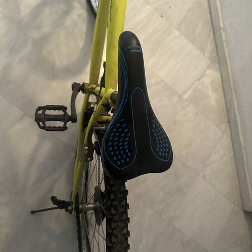 Alpina Yellow Mountain Bike used with 27 inch wheels and V-Brakes