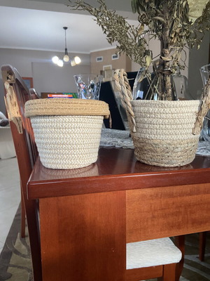 Decorative baskets like new, set of two, suitable for small pots