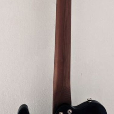 Modern Tele style guitar like new, custom features