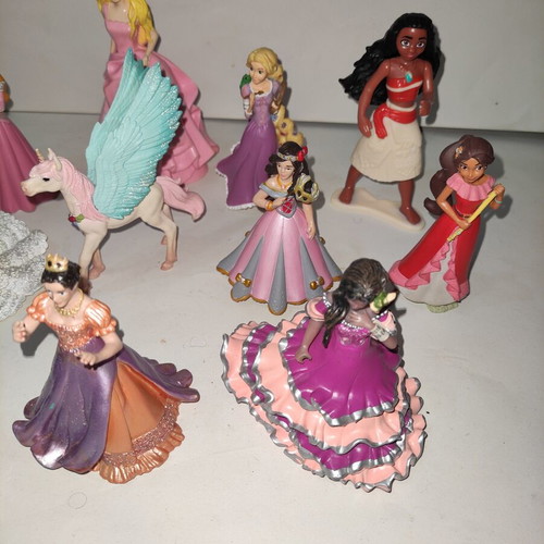 Disney & Papo figures pack of 13, like new
