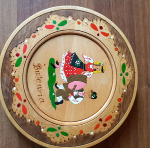дървена декоративна чиния от Baugaria