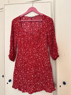 Zara floral dress red like new, size S
