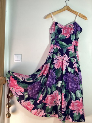 SHE Floral Strapless Midi Dress like new with hidden pockets