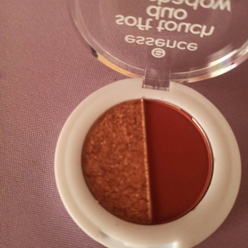 Essence double eyeshadow new