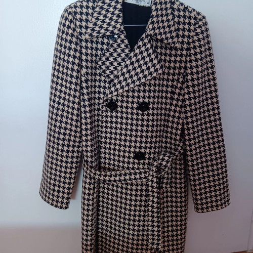 Fiorella houndstooth women's coat, size 46, unworn