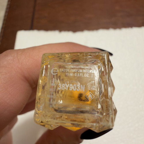 Valentino Born In Roma Yellow Dream miniature perfume 15 ml
