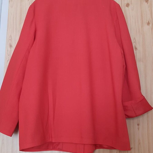 Women's Red Jacket like new, XXL size, fully lined