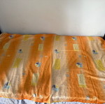 Bed sheet with floral pattern