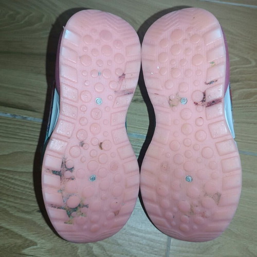 Modum Disney Ariel kids sneakers with lights size 29 used