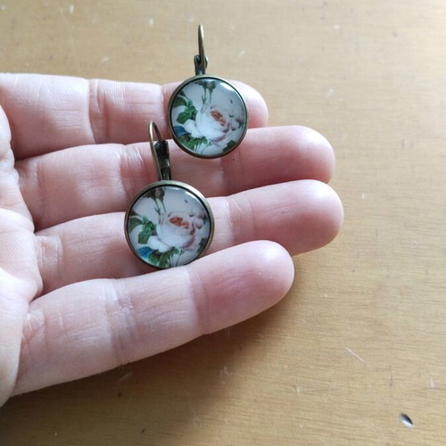Handmade earrings with rose design like new