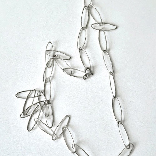Silver s9.25 necklace 50 cm like new
