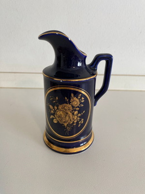 Vintage cobalt blue jug with gold floral decoration, 14 cm, like new