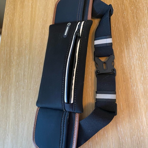 Ugreen Waist Bag like new, black, waterproof neoprene