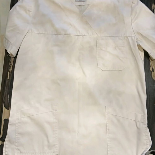 Anta cotton hospital shirt like new, size m-L