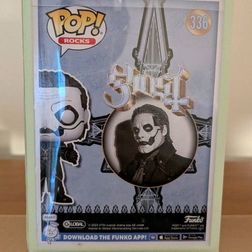 Funko Pop Papa Emeritus V Ghost #336 new with glow case