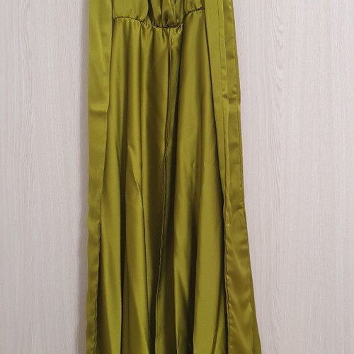 Multifunctional satin dress one size like new