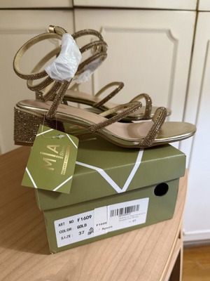 Luigi gold sandals with rotating strass ankle strap, size 37, new