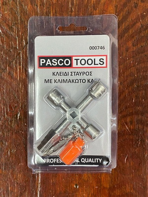 Cross key with stepped square new