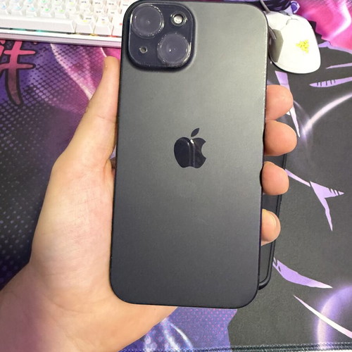 Apple iPhone 15 128GB black used, 88% battery health