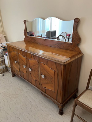 Vintage buffet with mirror walnut wood like new