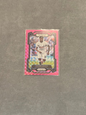 Panini 2023-24 Prizm Premier League Soccer Destiny Udogie card