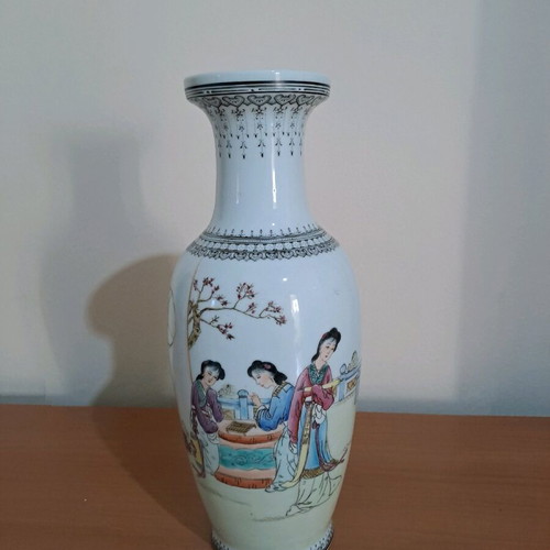 Chinese vase vintage, hand painted, calligraphy marked, like new
