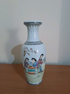 Chinese vase vintage, hand painted, calligraphy marked, like new