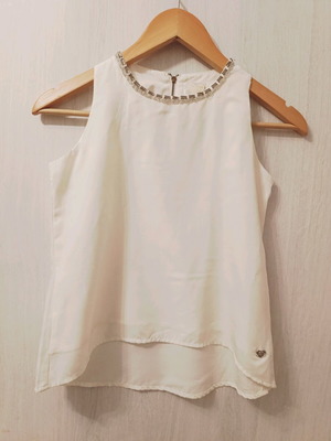 White sleeveless blouse with beads like new, size 152 cm