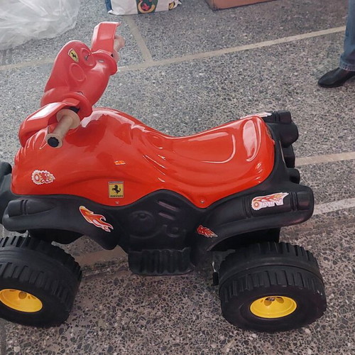 Children's electric quad used like new for bigger kids