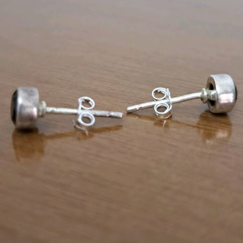 Stud earrings 925 silver with natural black agate like new