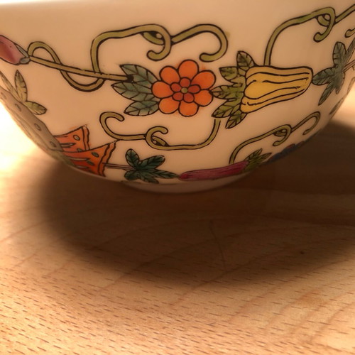 Vintage Chinese porcelain bowl and spoon like new