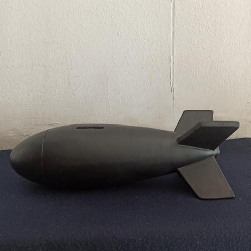 Bomb-shaped piggy bank new, Russian gypsum art piece