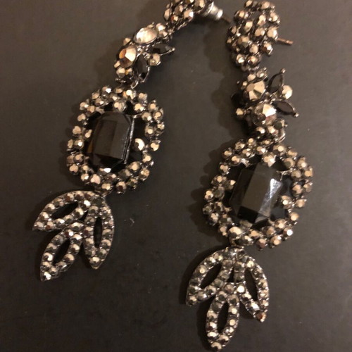 Faux drop earrings with black stones and rhinestones like new