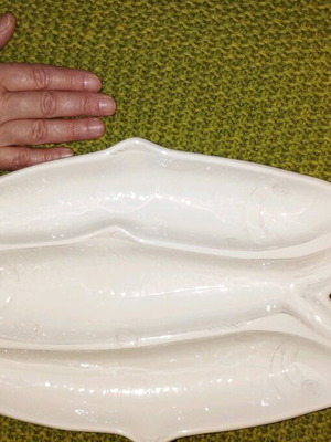 Ceramic serving platter with fish design new, porcelain