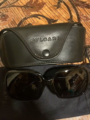 Bvlgari BV 8020B women's sunglasses used, black