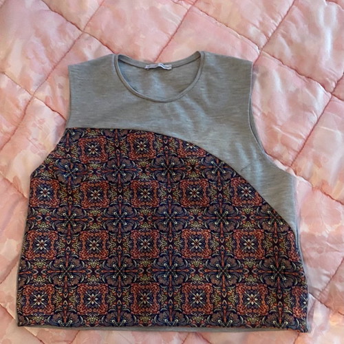 Zara sleeveless gray shirt used with patterns size M