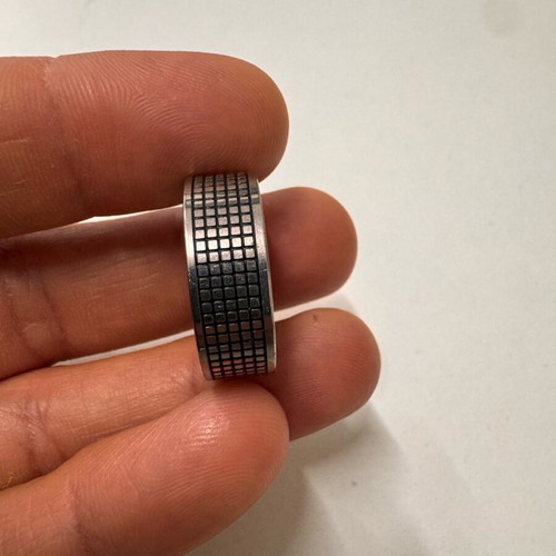 Ring used in good condition, barely worn