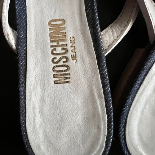 Moschino Jeans sandals white and gold leather like new, size 37