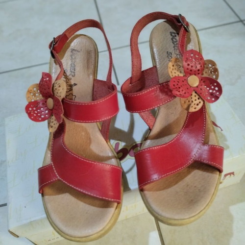 Boxer platform leather sandals, size 37, red