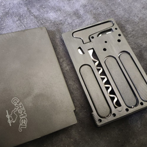 Camel vintage pocket multitool card size like new