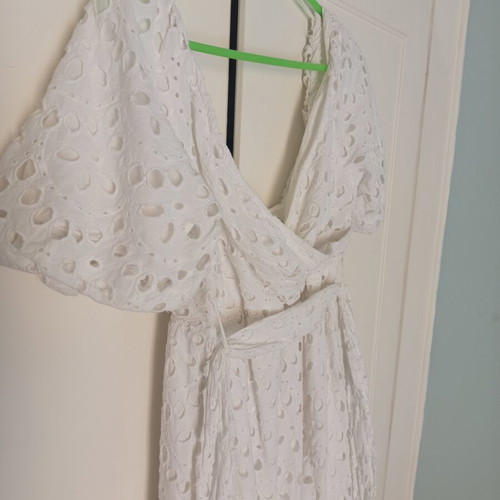 Ale maxi white dress like new, size XL fitting S-M