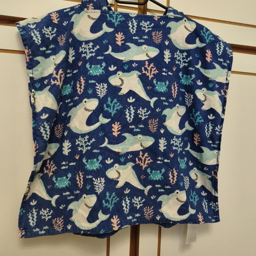 Baby poncho for the sea used