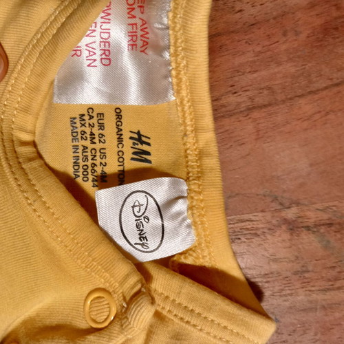 H&M Winnie the Pooh baby set like new, long-sleeve bodysuit, pants, hat 62 cm