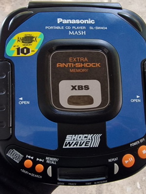 Panasonic Shockwave Portable CD Player 1996 like new
