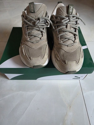 Puma Mirage Sport Tech men's shoes size 42, beige