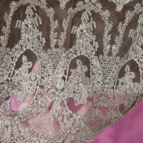 Cotton blouse with tulle lace and old gold lame like new, size M