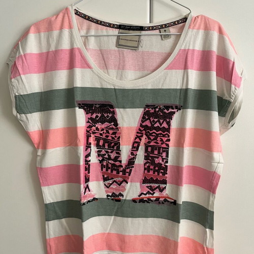 Maison Scotch women's t-shirt like new, small, white and pink