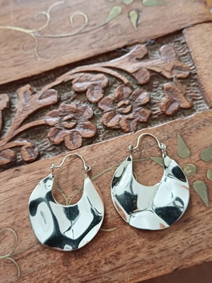 Dangling earrings like new, silver