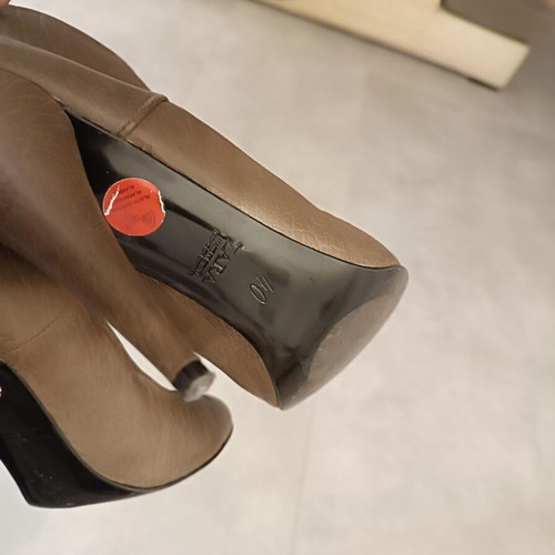 Zara brown ankle boot used, size 40 narrow fit